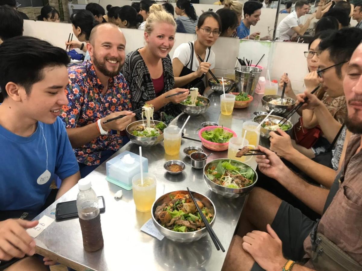 H Best Hostel Cafe Saigon Хошимин Екстериор снимка